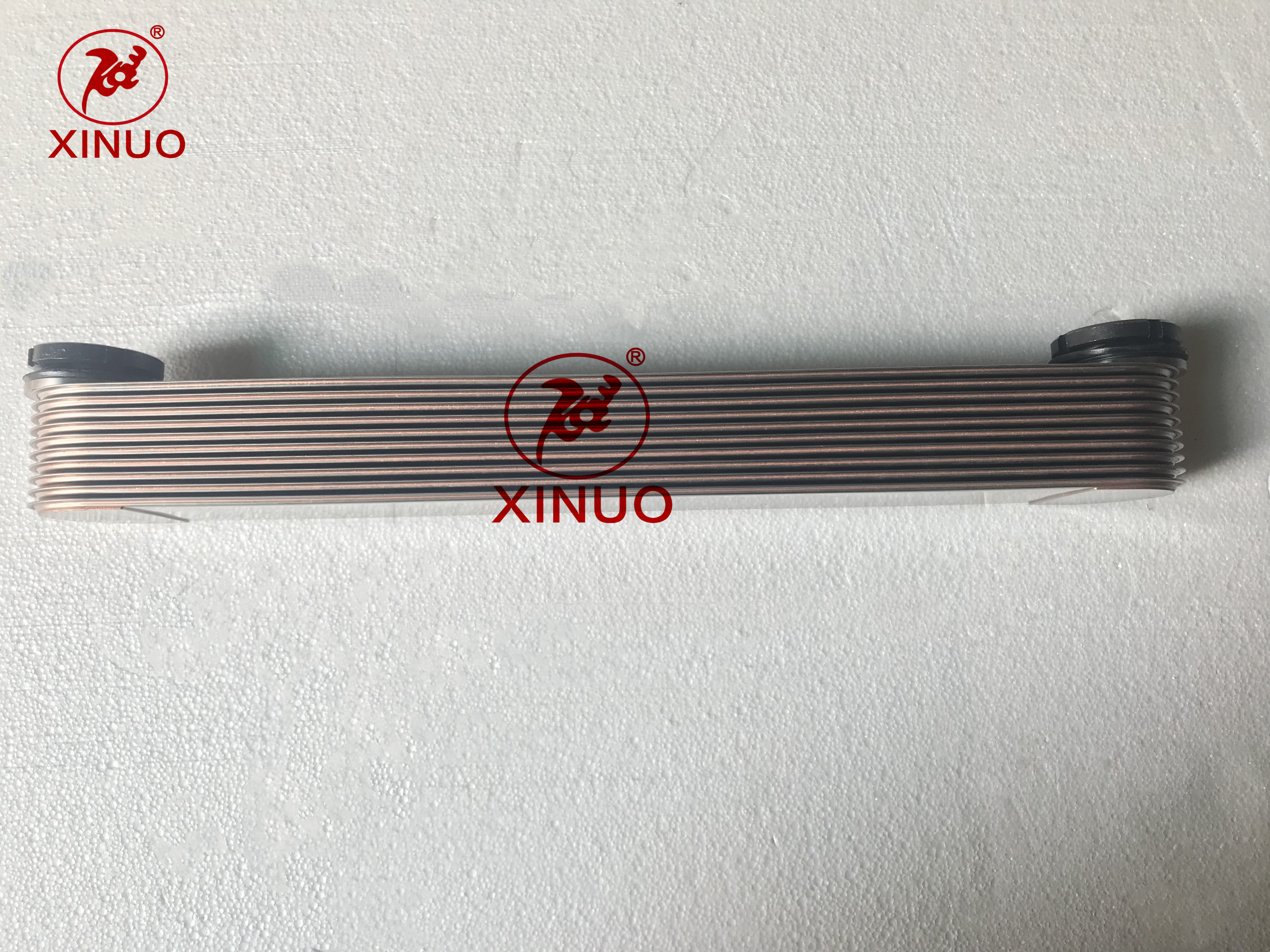Engineering mechanical oil cooler