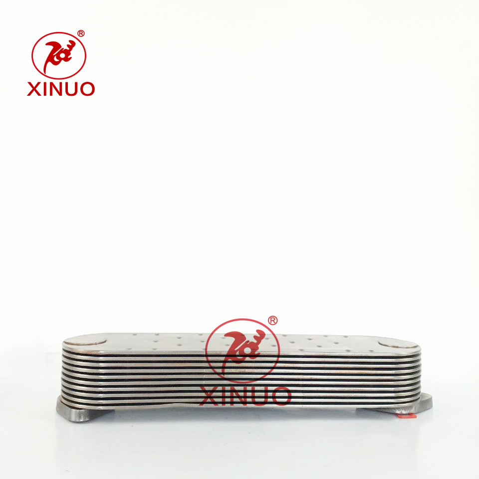 Engineering mechanical oil cooler