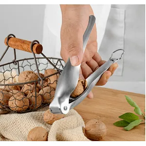 Factory Sales New Stainless Steel Kitchen Gadget Tool 304 Nuts Tool Curved Design Nutcracker Chestnut Cracker Opener