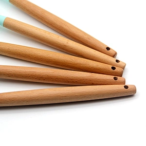 2023 SUPER SEPTEMBER PRIVATE LABEL WHOLESALE WOOD KITCHEN ACCESSORIES SILICONE UTENSILS COOKING SET