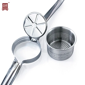 Hot Selling Manual Kitchen Tools with Wholesale Price Potato Ricer Stainless Steel Potato Masher