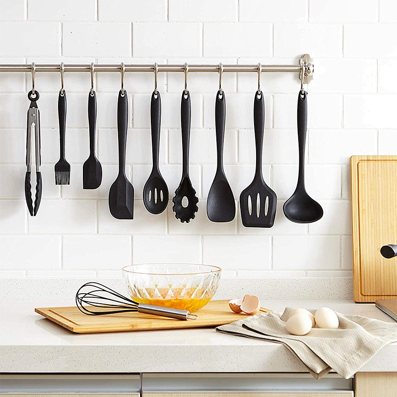 High quality wholesale kitchen accessories black color 10pcs silicone kitchen utensils