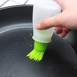 YF Kitchen BBQ Brushes Available in 3 Styles Bakeware Tools High Temperature Resistant with Oil Bottle Silicone Oil Brush