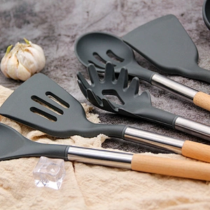 YF Cooking kitchen utensils in 4 colors eco-friendly multi function 11pcs silicone kitchen utensils set