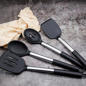 Hot Selling Kitchen Accesorios Private Label Half Handle Stainless Steel Black 9 Pieces Silicone Kitchen Set