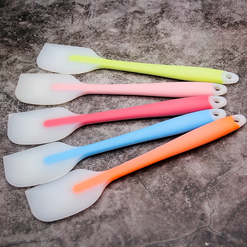 new design kitchen baking tool food grade silicone shovel multiple colored silicone spatula