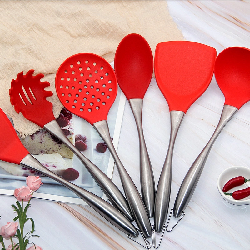 top sale Professional 6 pieces stainless steel Handle silicone kitchen utensils