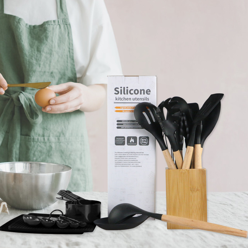 Amazon Hot Seller Natural Wood Cooking Tool Silicone Kitchen Utensil Set