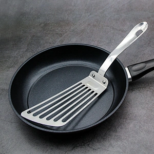 YF Durable stainless steel fish spatula for fish frying meat steak slotted spatula/turner