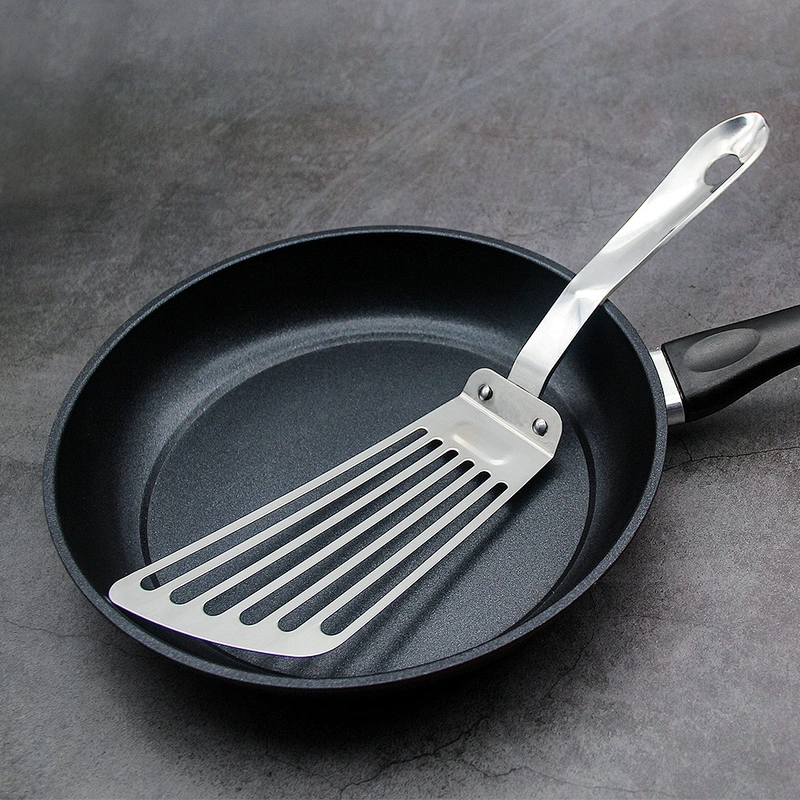 YF Durable stainless steel fish spatula for fish frying meat steak slotted spatula/turner