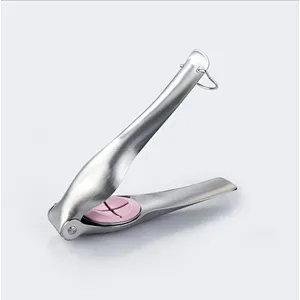 Factory Sales New Stainless Steel Kitchen Gadget Tool 304 Nuts Tool Curved Design Nutcracker Chestnut Cracker Opener