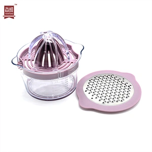 Hot Selling Vegetable & Fruits Tools Portable 4 in 1 Manual Juicer Lemon Squeezer with Container