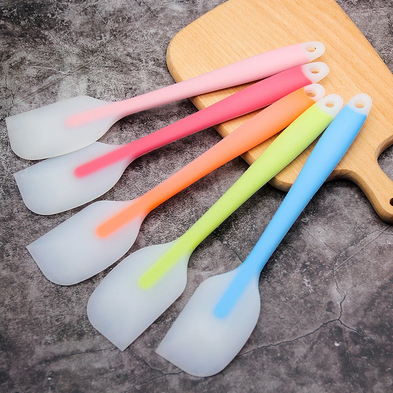 new design kitchen baking tool food grade silicone shovel multiple colored silicone spatula