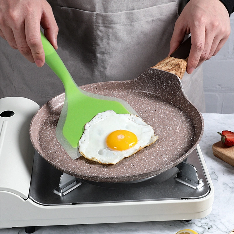 Wholesale Price Silicone Nonstick Kitchen Gadget for Cooking Kitchen Turners