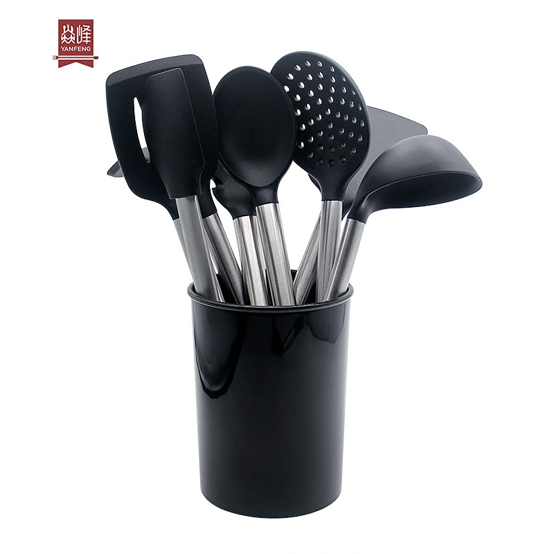 Hot Selling Kitchen Accesorios Private Label Half Handle Stainless Steel Black 9 Pieces Silicone Kitchen Set