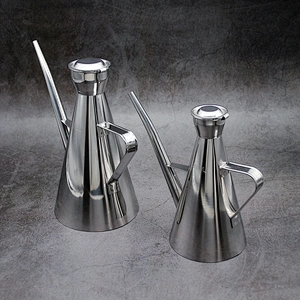 YF Available in 3 Sizes Kitchen Container Tools Leakproof Oil Can Stainless Steel Oil Pot With Handle