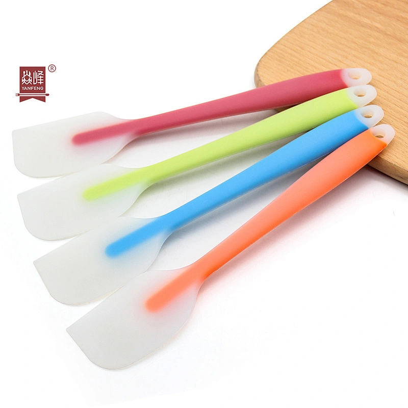 new design kitchen baking tool food grade silicone shovel multiple colored silicone spatula