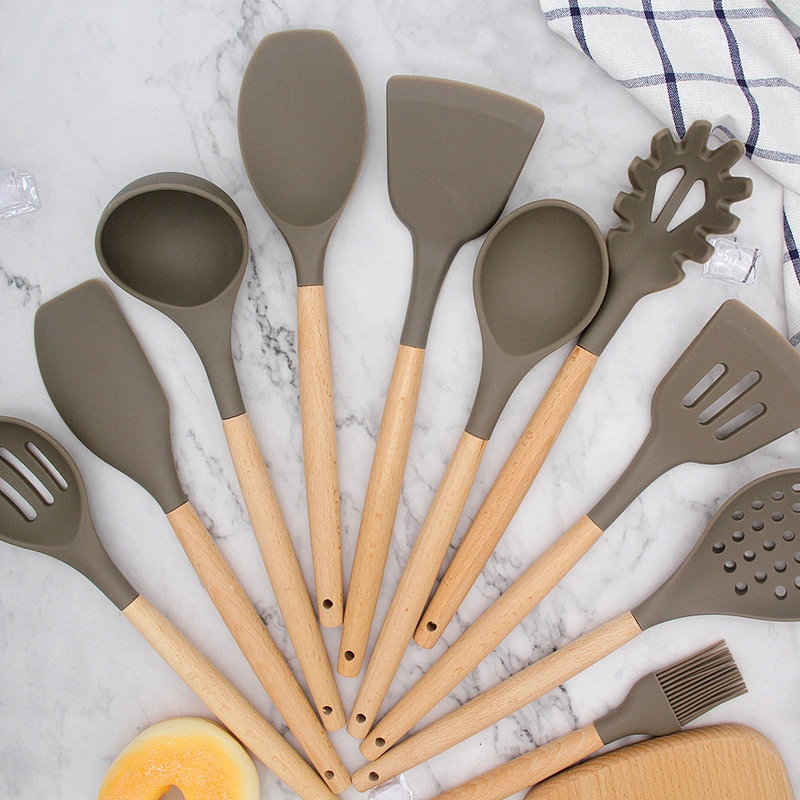 silicone material kitchen accessories with reasonable 10 pcs kitchen utensils set family use