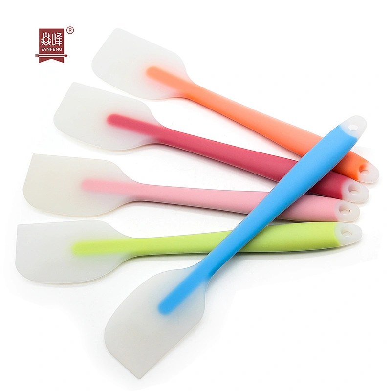 new design kitchen baking tool food grade silicone shovel multiple colored silicone spatula