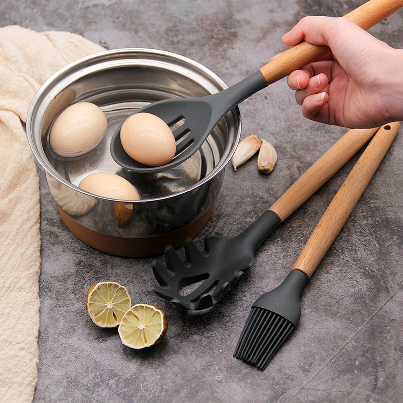 Hot Selling Durable Popular Style Eco-friendly 10 pieces Wooden Handles Cooking Tool Silicone Kitchen Utensil Set