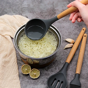 High Quality Heat Resistant Non-Stick Bulk Silicone Kitchen Utensils 8 Pieces Baking Tools Wholesale