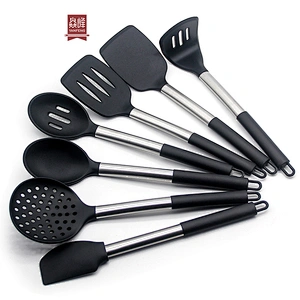 Hot Selling Kitchen Accesorios Private Label Half Handle Stainless Steel Black 9 Pieces Silicone Kitchen Set