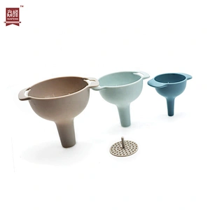 New Arrival Kitchen Accessories Multi Use 3pcs Funnel Set with Removable Strainer for Transferring Liquid