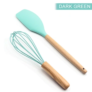 OEM Color Food Grade Manual Wooden Handle Scraper and Whisk Two Pieces Spatula Whisk Set