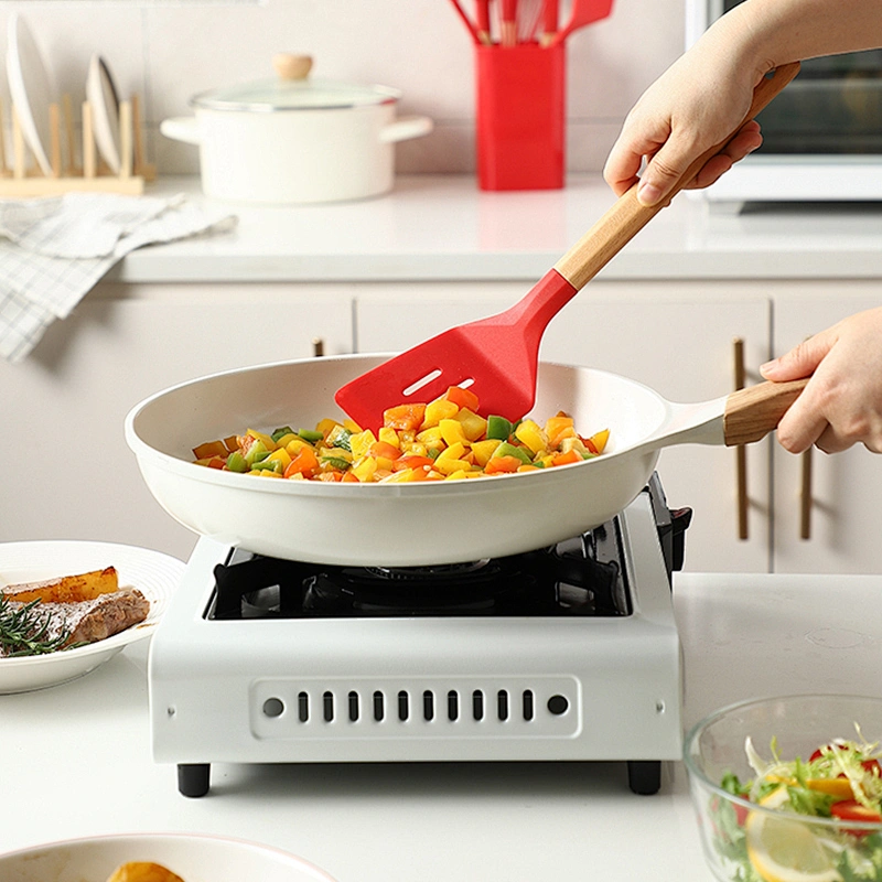 Amazon Hot Sale Food Grade Kitchen Turner Kitchen accessories Non-Stick heat resistant Cooking Utensils Silicone Turner