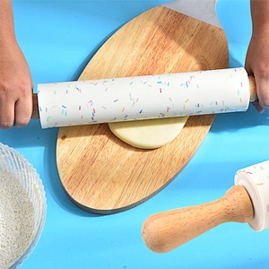 DIY Baking Tool Silicone Rolling Pin Non-Stick Dough Rollers With Wooden Handle Pastry Dough Flour Roller Silicone Dough Roller