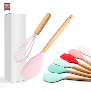 OEM Color Food Grade Manual Wooden Handle Scraper and Whisk Two Pieces Spatula Whisk Set