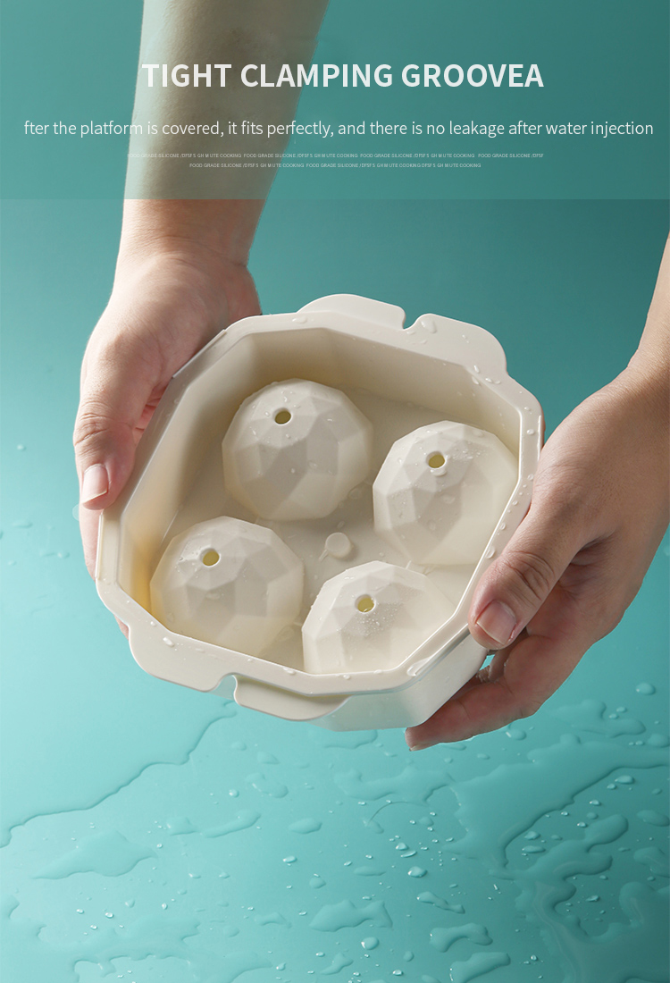 ice cube tray with lid