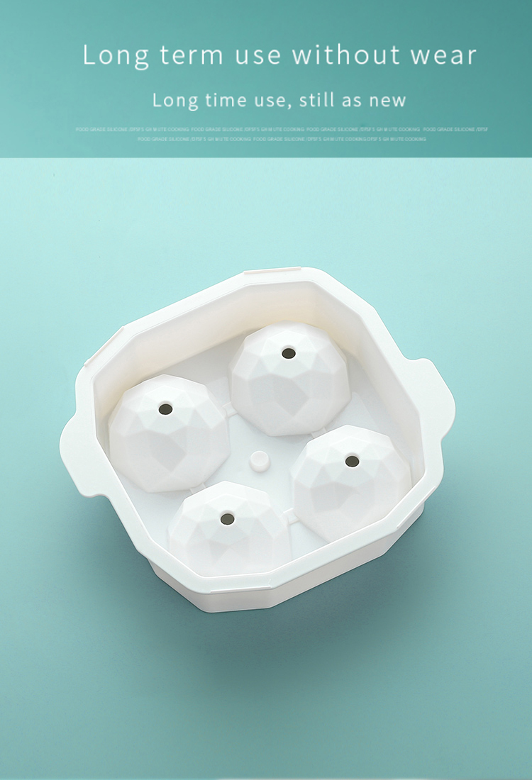 ice cube tray with lid