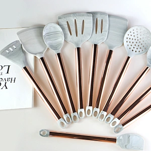 NEW PRODUCTS ROSE GOLD KITCHEN ACCESSORIES UTENSILS COCINA SILICONE KITCHEN UTENSIL SET FOR STAINLESS STEEL HANDLE