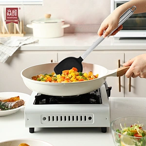 Factory New Design Kitchen Utensils 304 Stainless Steel Cookware Set Kitchen Supplies Kitchen Utensil set With Silicone