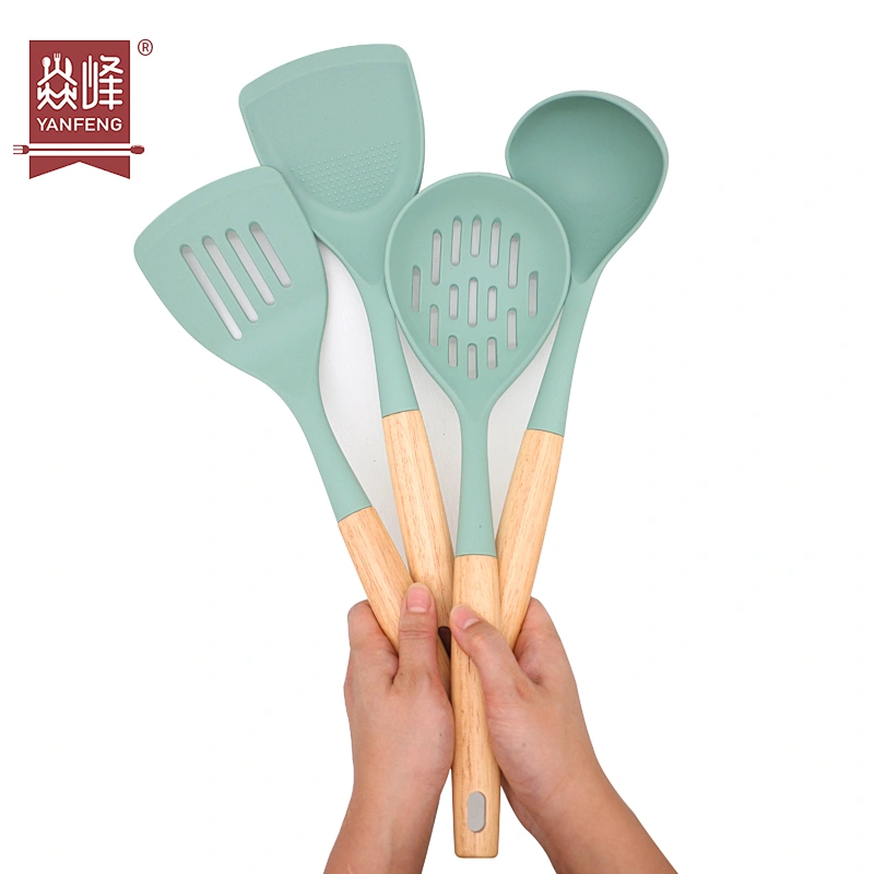 Hot Home Eco Friendly Kitchen Accessories Kitchen Utensils Set Kitchen Gadgets 4 Piece Silicone Cooking Utensils Sets