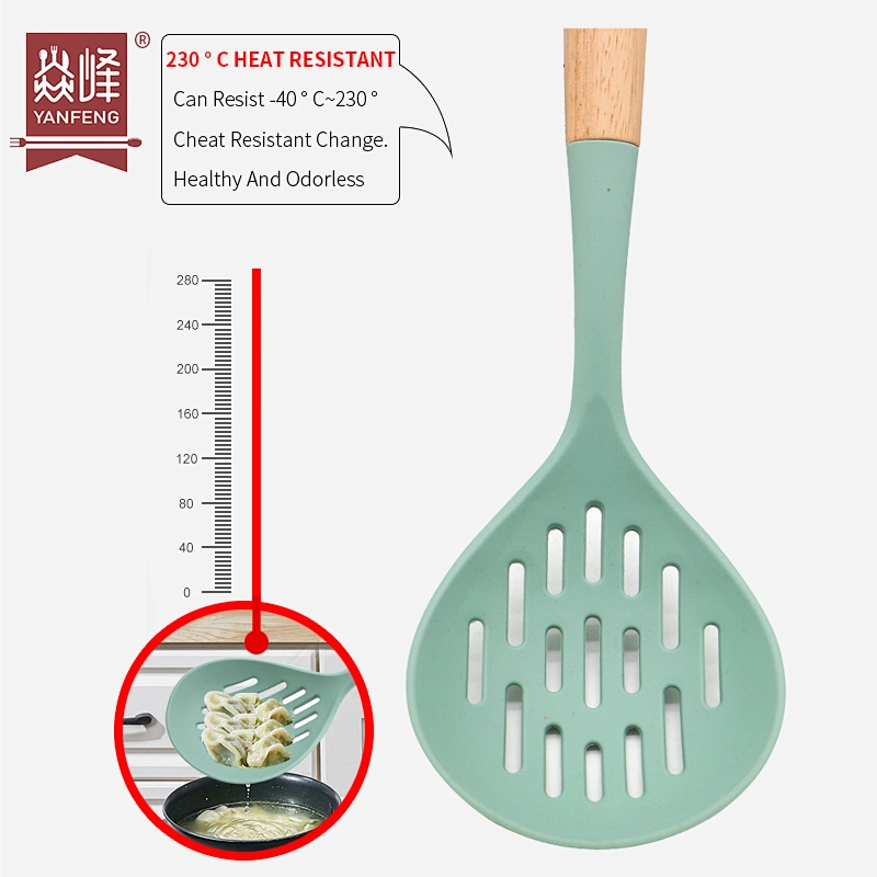 2022 New Products Heat Resistant Kitchen Accessories Utensils Kitchen Gadgets Silicone Cooking Skimmer With Wood Handle