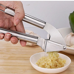 Factory Outlet High Quality Manual Garlic Squeezer Kitchen Tools Multifunction Garlic Press Crusher