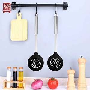 Kitchen Gadgets 304 Stainless Steel Holder Slotted Spoon Scoop Strainer Colander Kitchen Utensil Silicone Skimmer