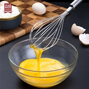 Gadgets 2022 Innovative Heat Resistant Stainless Steel Whisk Kitchen Accessories Cream Utensils Whisk Manual Mixer Egg Beater