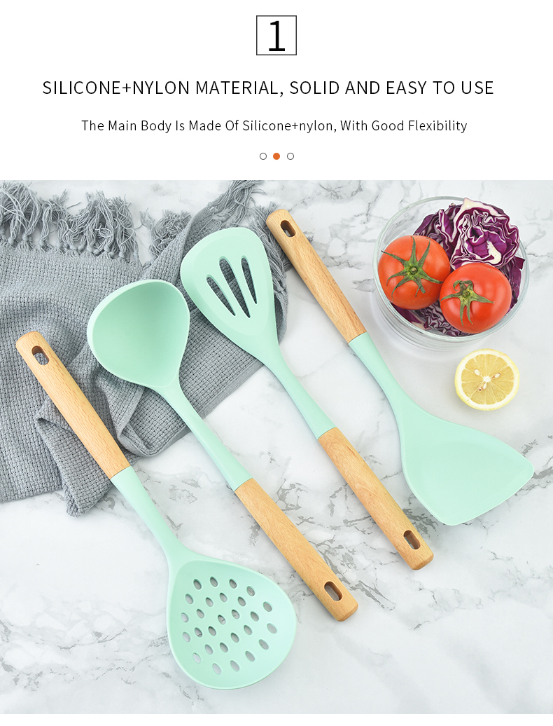 HOUSE UTENSILS