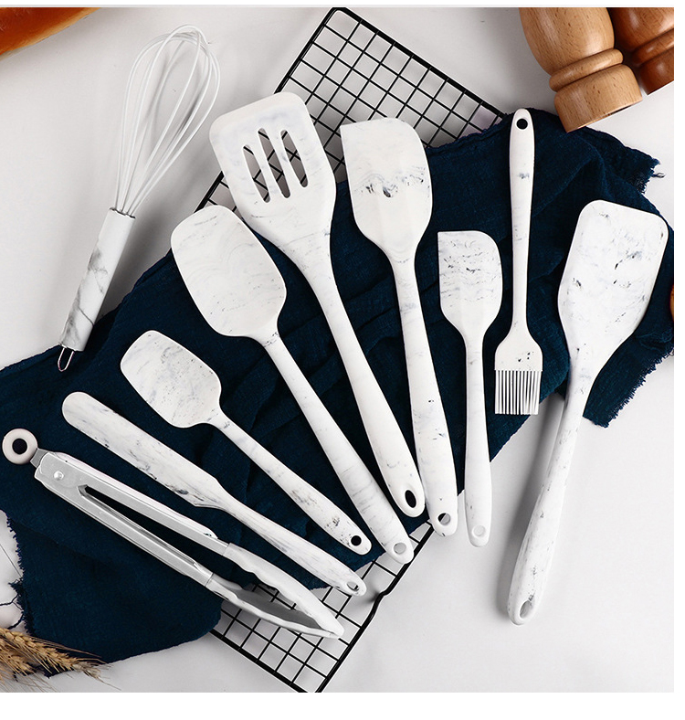 SILICONE BAKING TOOLS