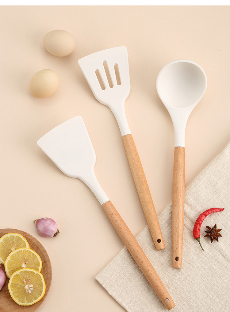 Wholesale smart kitchen utensils kitchenware 3pcs silicone kitchen accessories set for home
