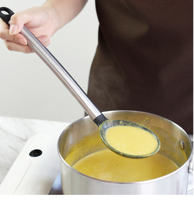 Friendly Stainless Steel Serving Spoon kitchen accessories Silicone Kitchen Cooking Serving Spoon