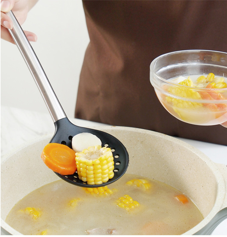 Silicone Slotted Spoon Kitchen accessories Non Stick Cooking Utensils Skimmer with Stainless steel handle