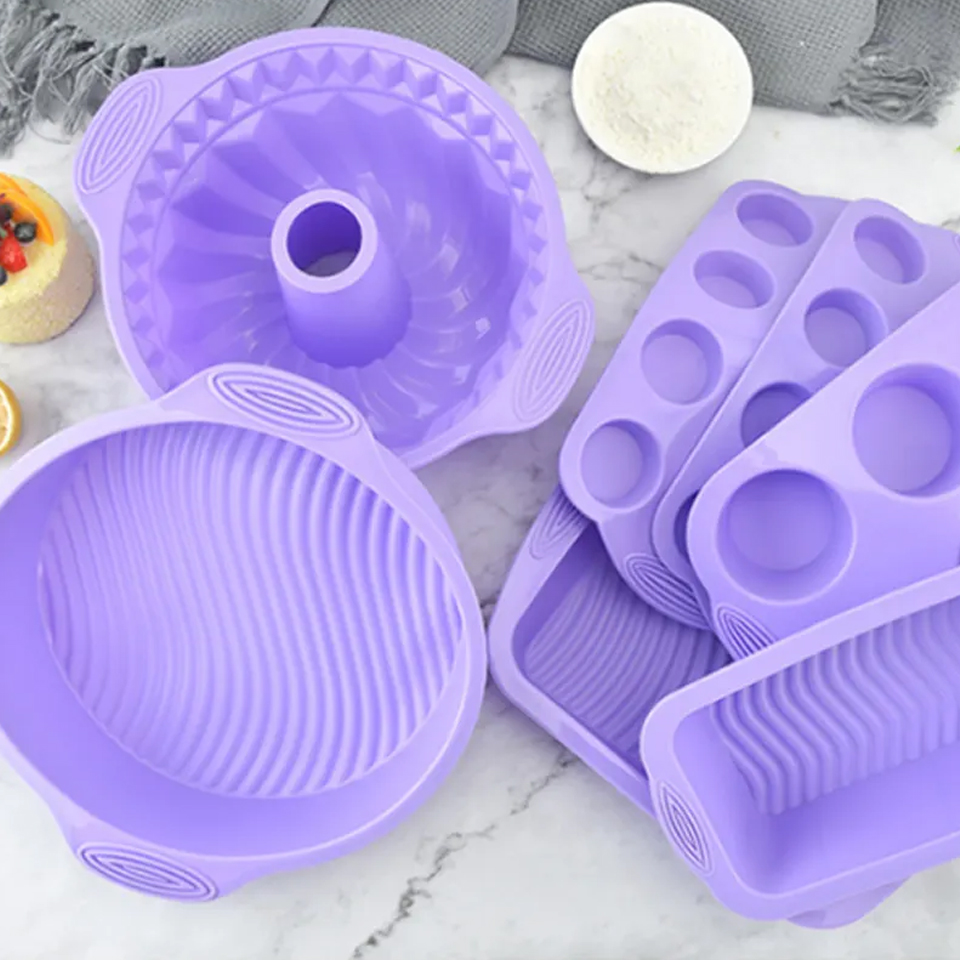 Advantages of Silicone Cake Mold