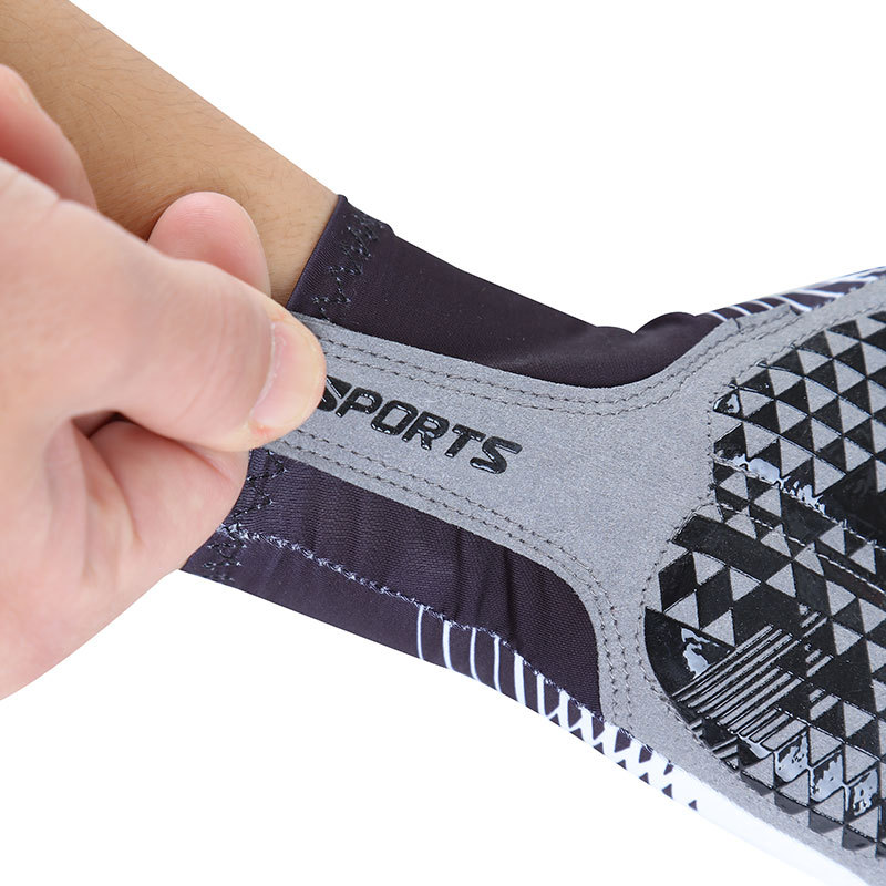 Factory wholesale summer half finger cycling gloves breathable cooling sun protection bike gloves custom antiskid cycling gloves