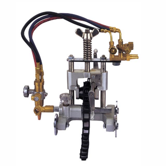 Pipe shape cutter for cutting machine