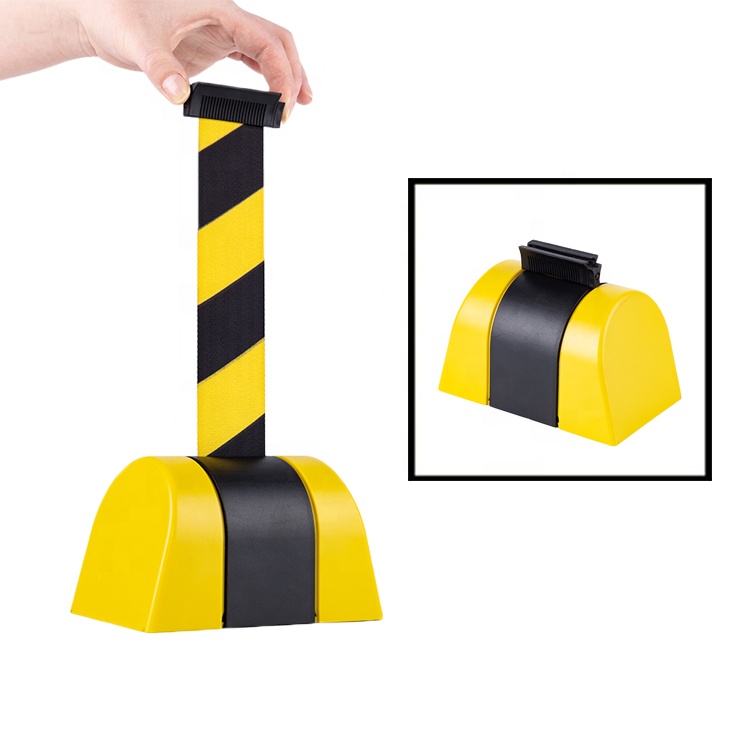Hot Sale Plastic Crowd Control Wall-mounted Safety Queue Barrier For Exhibitions Stadiums