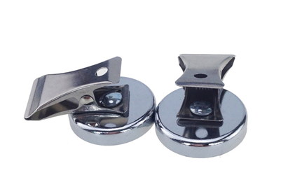Ferrite clip magnet